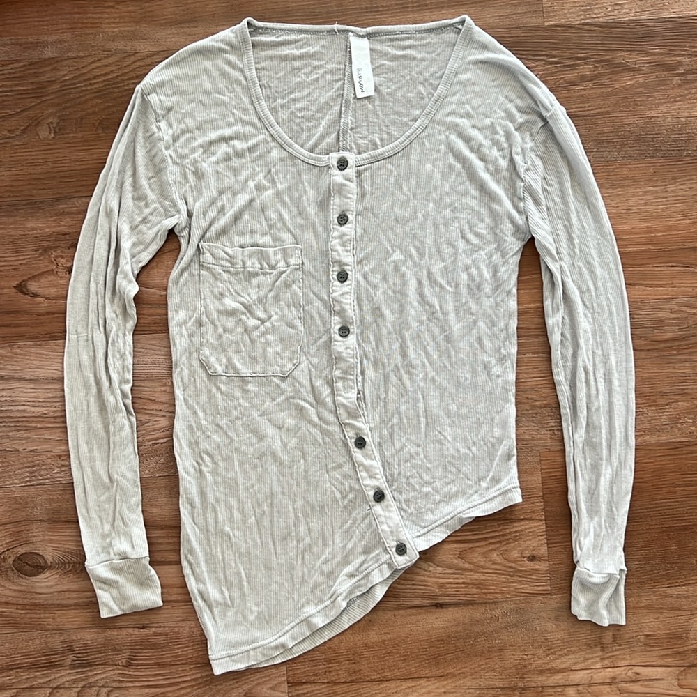 BARLOW Longsleeve Asymmetrical Top